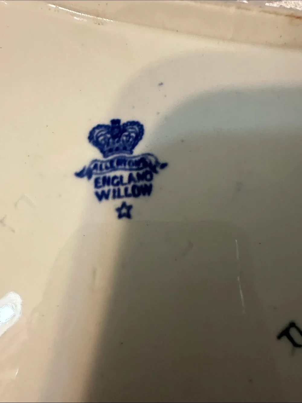 Antique Allertons England Blue Willow Scalloped Vegetable Serving Bowl